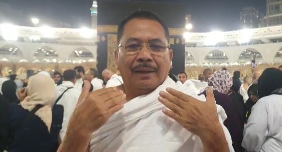 Ketua DPRD Kalsel, H Supian HK saat berada di Tanah Suci Makkah. (Foto : Istimewa)