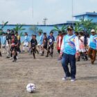 Walikota Banjarmasin, H Ibnu Sina membuka kejuaran sepakbola antar pelajar dalam rangka memperingati Hari Jadi Kota Banjarmasin ke 497. (Foto : Istimewa)