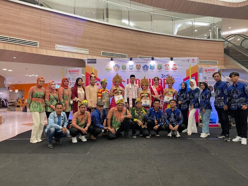Dinas Pariwisata, Kepemudaan dan Olahraga (Disparpora) Kabupaten Kotabaru ambil bagian dalam Indonesia Kreatif Indonesia Expo 2023 di Bali. (Foto : Istimewa)