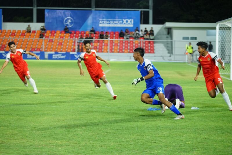 Selebrasi kemenangan Tim PON Kalsel usai menang adu penalti dengan Tim PON Papua Pegunungan. (Foto : Istimewa)