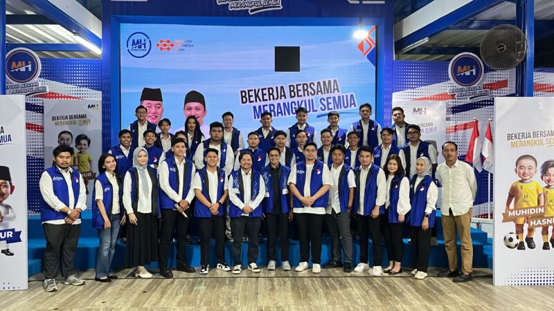 Pasangam bakal calon gubernur dan wakil gubermir Kalsel, H Muhidin-H Hasnuryadi Sulaiman mendapat dukungan penuh dari relawan Herakan Indonesia Muda. (Kalsel). (Foto : Istimewa)