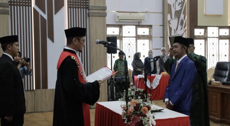 Syamsudin Noor, dilantik sebagai Wakil Ketua DPRD Kabupaten DPRD Balangan masa jabatan 2024-2029. (Foto : Istimewa)