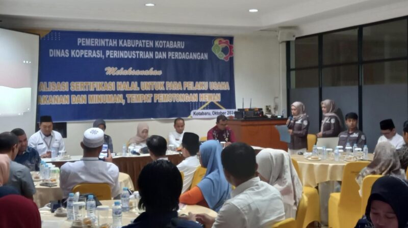 Sosialisasi sertifikasi halal untuk para pelaku usaha makanan dan minuman. (Foto : Istimewa)