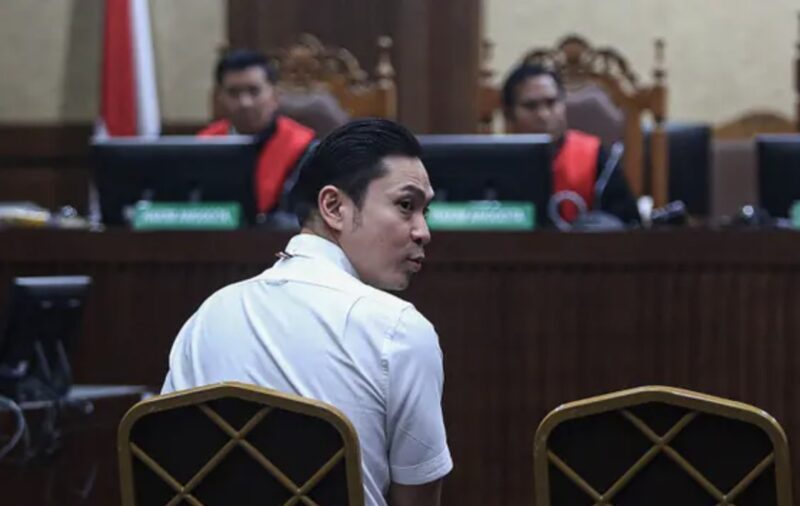 Harvey Moeis dituntut hukuman 6,5 tahun penjara dalam perkara kasus timah yang merugikan negara Rp210 miliar. (Foto : Istimewa)