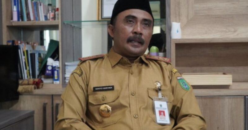 Kepala Dinas Kependudukan dan Pencatatan Sipil (Disdukcapil) Kabupaten Tanah Bumbu, Gento Hariyadi. (Foto : Istimewa)