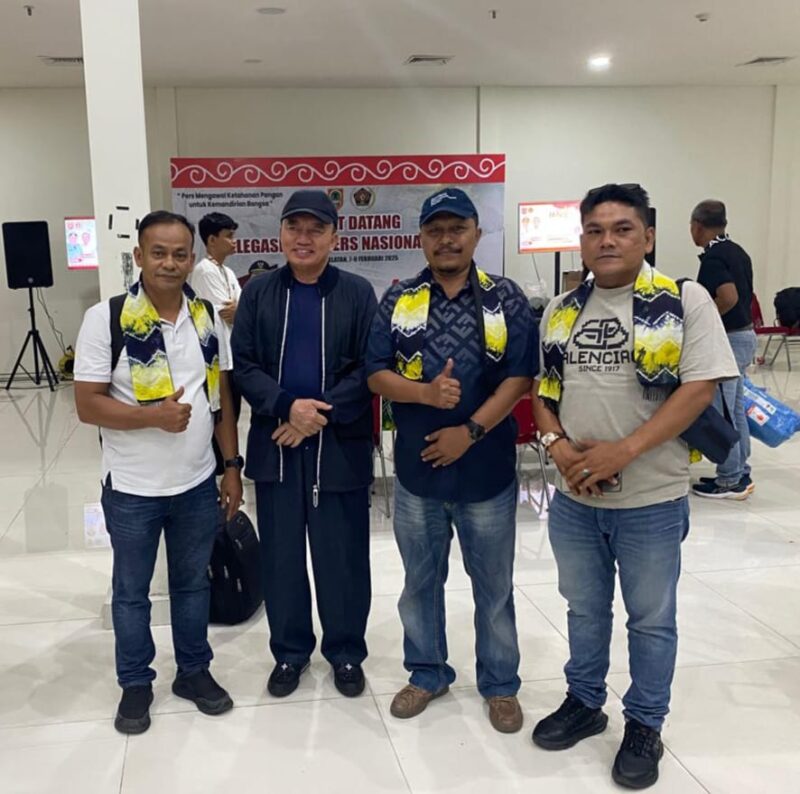 BERTEMU GUBERNUR: Delegasi HPN dari Provinsi Aceh bertemu dan disambut Gubernur Kalsel H Muhidin di Bandara Syamsuddin Noor saat tiba di Banjarmasin, Jumat (7/2/2025).