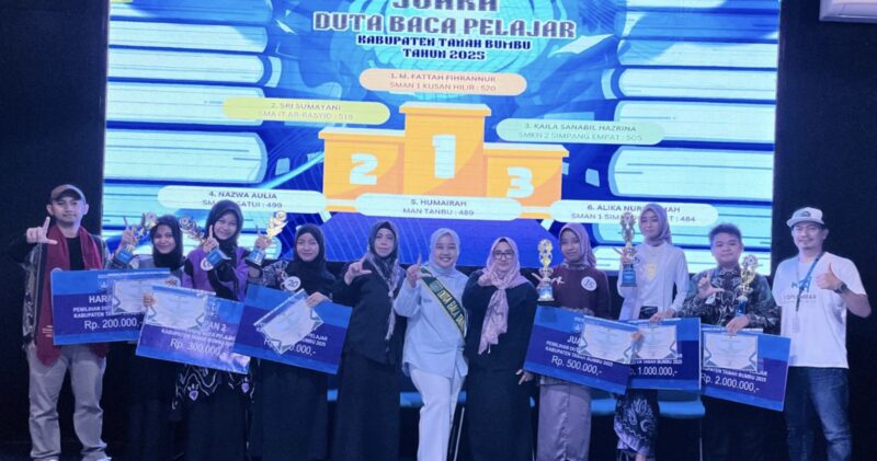 Malam grand final penentuan juara Duta Baca Pelajar Kabupaten Tanah Bumbu 2025. (Foto : Istimewa)