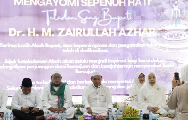Bupati Tanah Bumbu, Abah Zairullah Azhar, berpamitan kepada seluruh pegawai Pemerintah Kabupaten Tanah Bumbu. (Foto : Istimewa)