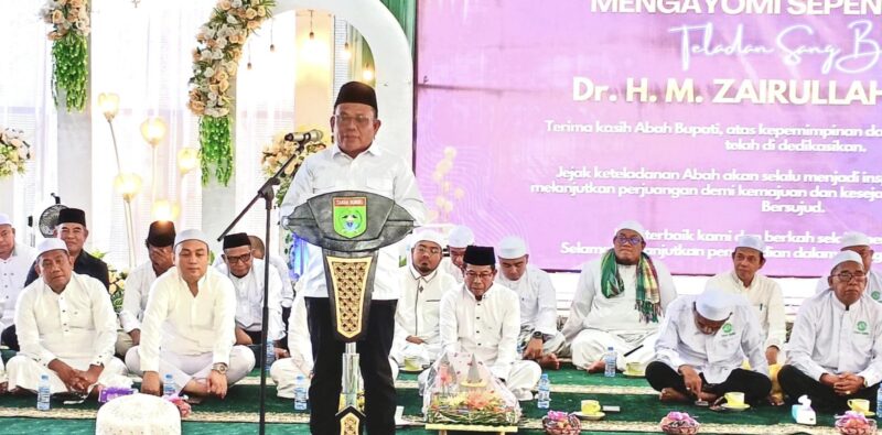 Wakil Ketua I DPRD Kabupaten Tanah Bumbu, Hasanuddin memberikan sambutannya mewakili Ketua DPRD Tanah Bumbu, Andrean Atma Maulani. (Foto : Istimewa)