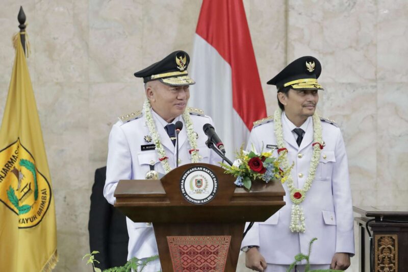 Gubernur-Wakil Gubernur Kalsel, H Muhidin dan Hasnuryadi Sulaiman menyampaikan pidato perdana mengawali kerja periode 2025-2030. (Foto : Istimewa)