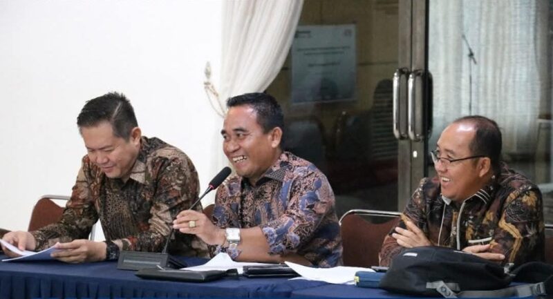Kemenkum Kalsel menggelar rapat harmonisasi bersama Pemerintah Kabupaten Balangan. (Foto : Istimewa)
