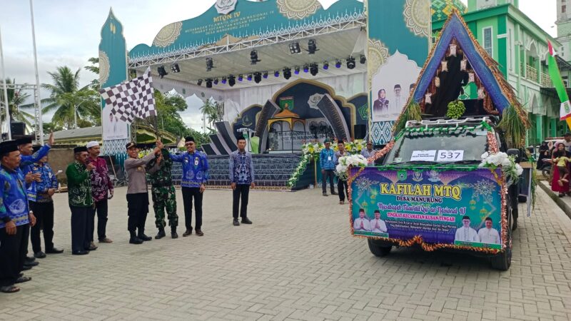 mobil hias dengan tema Islami memeriahkan Pawai Ta’ruf dalam rangka pembukaan Musabaqah Tilawatil Qur’an (MTQ) Nasional ke-IV tingkat Kecamatan Kusan Tengah. (Foto : Istimewa)