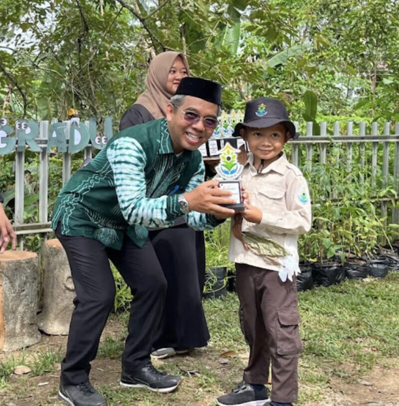 Sekwan Balangan H Tambrin Beri Pesan Menyentuh untuk Anak-anak. (Foto : Istimewa)