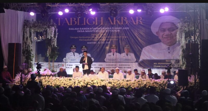 Tabligh Akbar dalam rangka memperingati Hari Jadi ke-47 Desa Mantewe, Kecamatan Mantewe. (Foto : Istimewa)