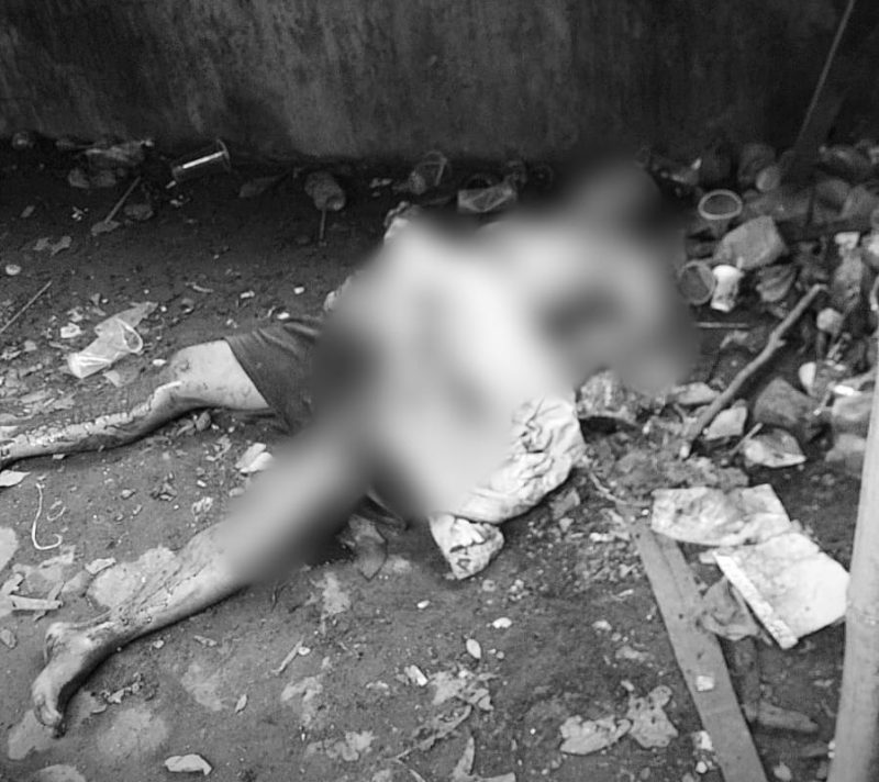 Kondisi korban usai mendapat tusukan dari pelaku SN. (Foto : Istimewa)
