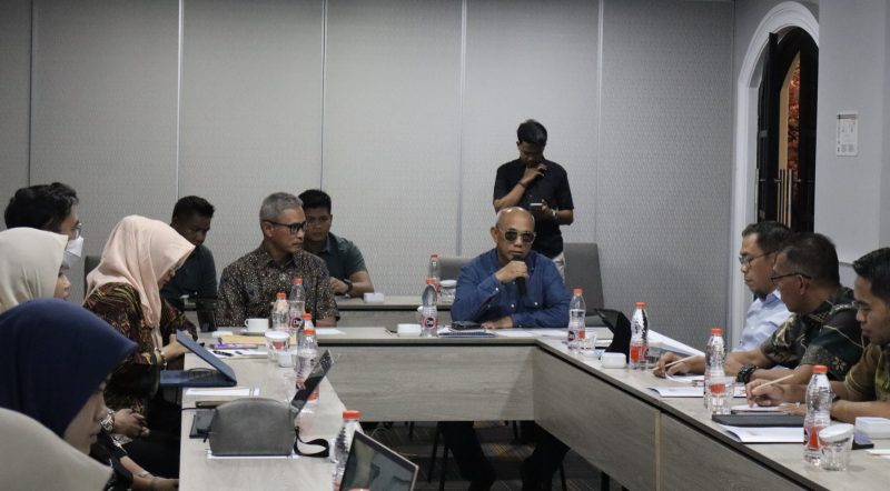 Pembahasan tindaklanjut kerjasama potensial dengan partner - partner Luar negeri yang dihadiri langsung Bupati Kotabaru H. Muhammad Rusli. (Foto: Istimewa