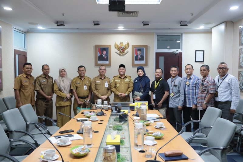 kunjungan kerja Bupati Batola H. Bahrul Ilmi ke Kantor Wilayah Direktorat Jenderal Pajak (Kanwil DJP) Kalimantan Selatan dan Tengah (Kalselteng) di Banjarmasin. (Foto: Istimewa)