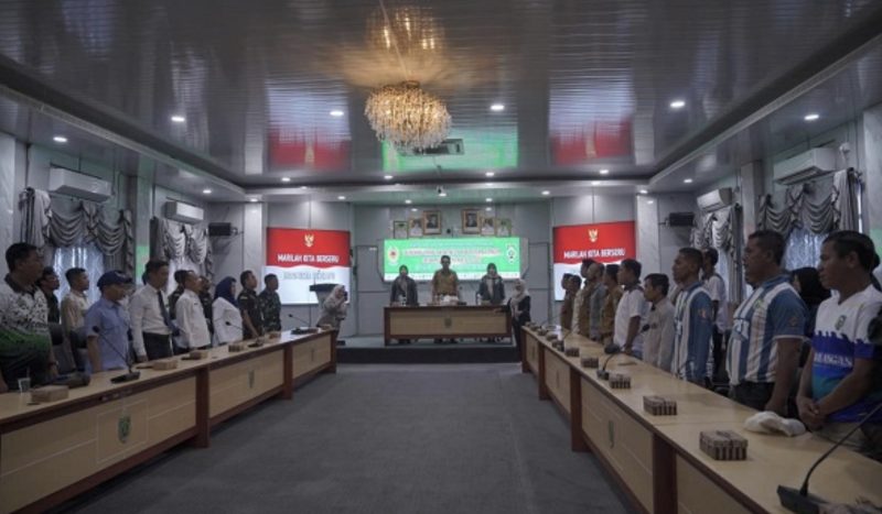 Pemerintah Kabupaten Balangan dan jajaran Komite Olahraga Nasional Indonesia (KONI) mempersiapkan kontingen menuju Pekan Olahraga Provinsi (Porprov) Kalimantan Selatan ke-12 tahun 2025. (Foto: Istimewa)
