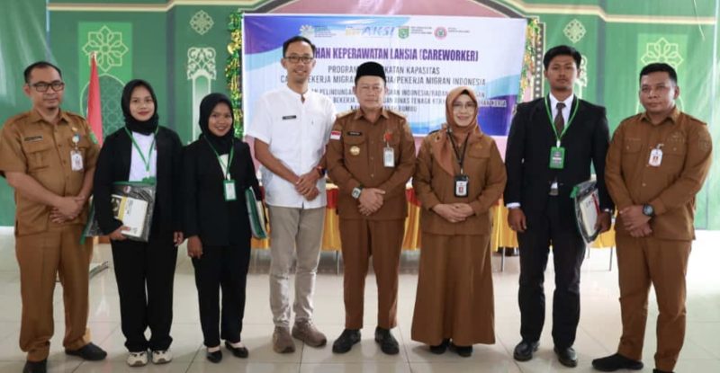 Kabupaten Tanah Bumbu (Pemkab Tanbu) melalui Disnakertrans, dan UPTD BLK Tanah Bumbu melaksanakan kegiatan program pelatihan peningkatan kapasitas bagi Calon Pekerja Migran Indonesia (careworker). (Foto: Istimewa)