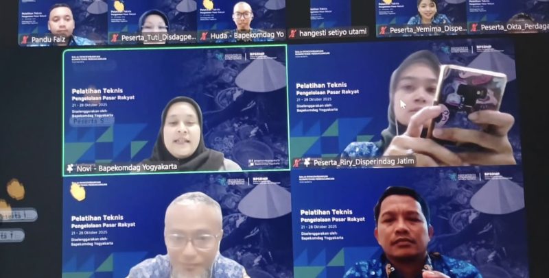 Tri Wahyudi Huda, SE, M.Si, Kepala Bidang Sarana dan Prasarana Perdagangan pada Dinas Koperasi, Usaha Mikro, Perindustrian, dan Perdagangan (Diskumdagri) Kabupaten Tanah Bumbu sukses meraih peringkat pertama nasional dalam Pelatihan Teknis Pengelolaan Pasar Rakyat yang diselenggarakan oleh Balai Pengembangan Kompetensi Perdagangan Yogyakarta. (Foto: Istimewa)