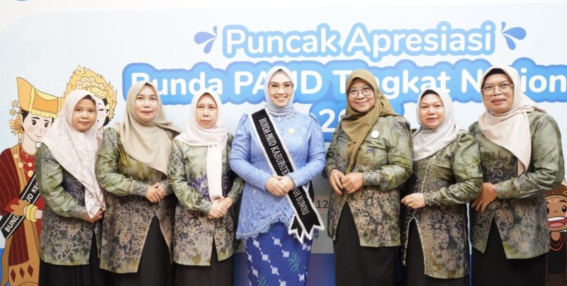 Bunda PAUD Tanah Bumbu Andi Irmayani Rudi Latif hadiri Puncak Apresiasi Bunda Pendidikan Anak Usia Dini (PAUD) Tingkat Nasional Tahun 2025. (Foto: Istimewa)