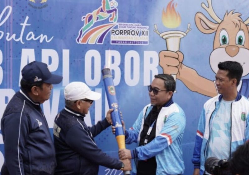Pemerintah Kabupaten Tanah Bumbu menyambut Kirab Obor Pekan Olahraga Provinsi (Porprov) XII Kalimantan Selatan 2025. (Foto: Istimewa)