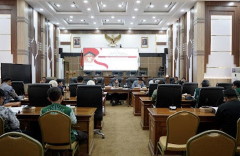 Rapat Badan Anggaran (Banggar) DPRD Kabupaten Balangan, terkait reformasi perencanaan serta optimalisasi Pendapatan Asli Daerah (PAD) menjadi aspek penting dalam penyusunan APBD 2026. (Foto: Istimewa)