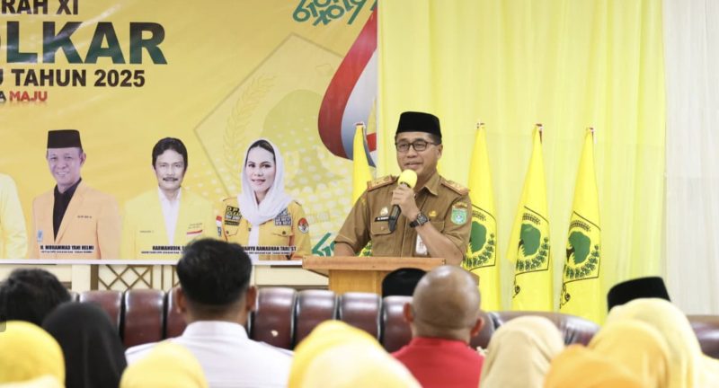 Bupati sampaikan persatuan dan sinergi pembangunan pada Musyawarah Daerah (Musda) XI Partai Golkar Kabupaten Tanah Bumbu. (Foto: Istimewa)