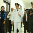 Bupati Tanah Bumbu, Andi Rudi Latif, menunjukan komitmennya dalam meningkatkan pelayanan kesehatan di daerahnya. (Foto: Istimewa)
