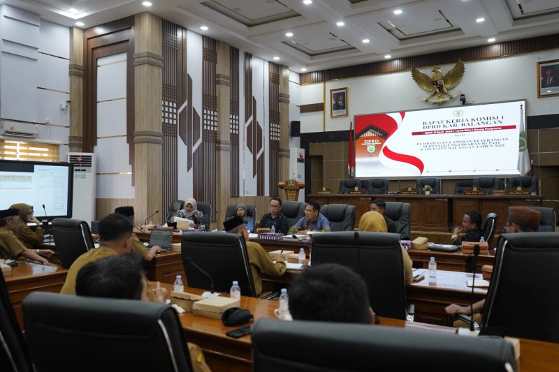 Komisi I DPRD Kabupaten Balangan menggelar rapat kerja bersama sejumlah Satuan Kerja Perangkat Daerah (SKPD). (Foto: Istimewa)