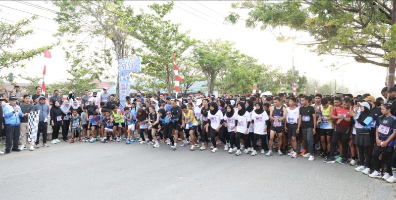 Bupati Cup Run 5K 2026 yang berlangsung meriah di Pagatan, Kecamatan Kusan Hilir. (Foto: Istimewa)