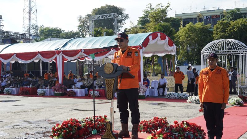 Apel Hari Kesiapsiagaan Bencana Tahun 2026 di kawasan Siring Laut dipimpin Wakil Bupati Kotabaru, Syairi Mukhlis, mewakili Bupati H. Muhammad Rusli. (Foto: Istimewa)