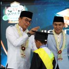 Bupati Tanah Bumbu, Andi Rudi Latif Wisuda 1.200 Santri dan Santriwati TKA-TPA LPPTKA BKPRMI Tanah Bumbu Tahun 2026. (Foto: Istimewa)