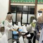 Pelepasan Jemaah Calon Haji asal Kotabaru saat menuju Embarkasi Syamsuddin Noor yang juga dihadiri Ketua DPRD Kotabaru, Hj Suwanti. (Foto: Istimewa)