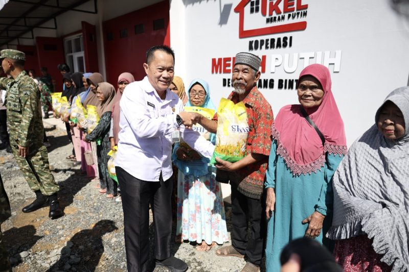 Peresmian pengoperasian 1.061 Koperasi Desa/Kelurahan Merah Putih yang diresmikan Presiden Republik Indonesia, Prabowo Subianto. (Foto: Istimewa)
