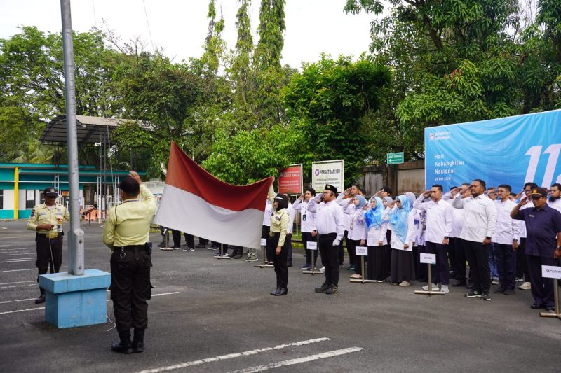 Peringati Hari Kebangkitan Nasional (Harkitnas) ke-118, PLN Indonesia Power UBP Barito melaksanakan upacara. (Foto: Istimewa) 