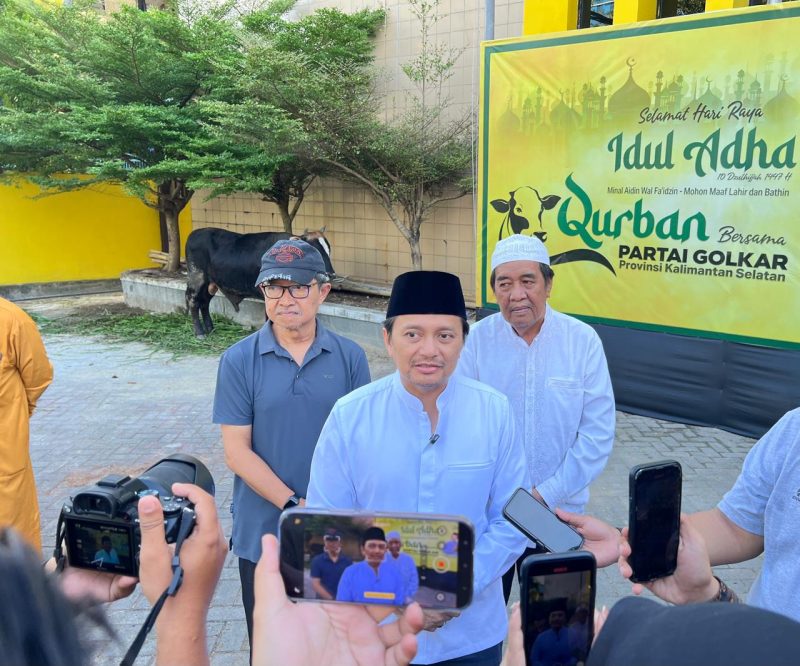 Ketua DPD Partai Golkar Kalsel, H Hasnuryadi Sulaiman saat memberikan keterangan pers (Foto: Istimewa)