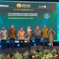 Senior Manager Keuangan, Komunikasi dan Umum PLN UIP3B Kalimantan, Endah Trianingtiyas, menerima penghargaan TOP CSR Awards 2026 Bintang 3 Level Site di Jakarta, Senin (25/5), penghargaan ini diberikan atas keberhasilan program pemberdayaan masyarakat melalui pemanfaatan FABA dan pengembangan budidaya ikan berbasis teknologi akuakultur.
