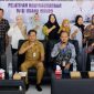 Pelaku usaha mikro di Kabupaten Tanah Bumbu mengikuti Pelatihan Kewirausahaan yang berlangsung di Desa Kersik Putih, Kecamatan Batulicin. (Foto: Istimewa)