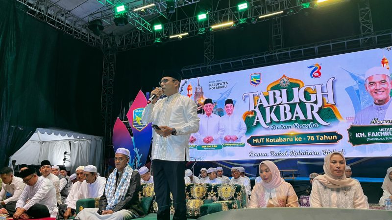 Tabligh Akbar dalam rangka rangkaian kegiatan Hari Jadi Ke-76, dengan menghadirkan  Ustadz KH. Fakhrudin Nur. (Foto: Istimewa)