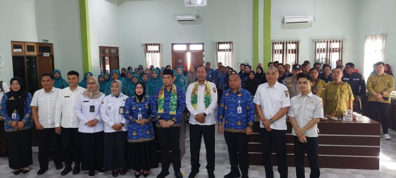 Tim Penilai Lomba Desa Tingkat Provinsi Kalimantan Selatan dalam rangka verifikasi lapangan terhadap Desa Semayap. (Foto: Istimewa)