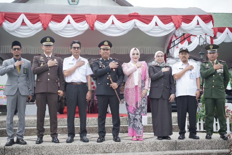 Ketua DPRD Balangan, Hj. Lindawati menyampaikan apresiasi kepada seluruh jajaran Polri di momen HUT Bhayangkara ke-80. (Foto: Istimewa)