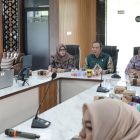 Rapat Pleno Penetapan Siswa Sekolah Rakyat Permanen sebagai bagian dari persiapan pelaksanaan program Sekolah Rakyat. (Foto: Istimewa)