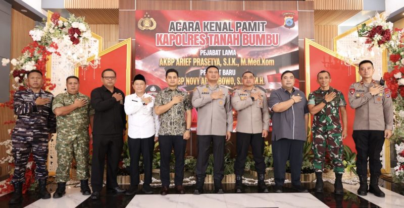 Kenal Pamit Kapolres Tanah Bumbu (Tanbu) bertempat di Mapolres Tanbu. (Foto: Istimewa)