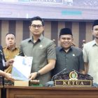 Penyampaikan dua Rancangan Peraturan Daerah dalam Rapat Paripurna DPRD oleh Pemkab Kabupaten Tanah Bumbu. (Foto: Istimewa)